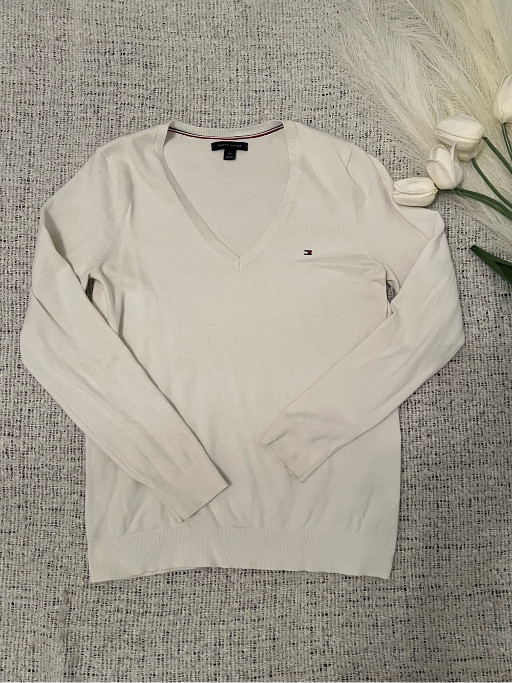 Tommy Hilfiger woman Cream V-Neck Knit Pullover